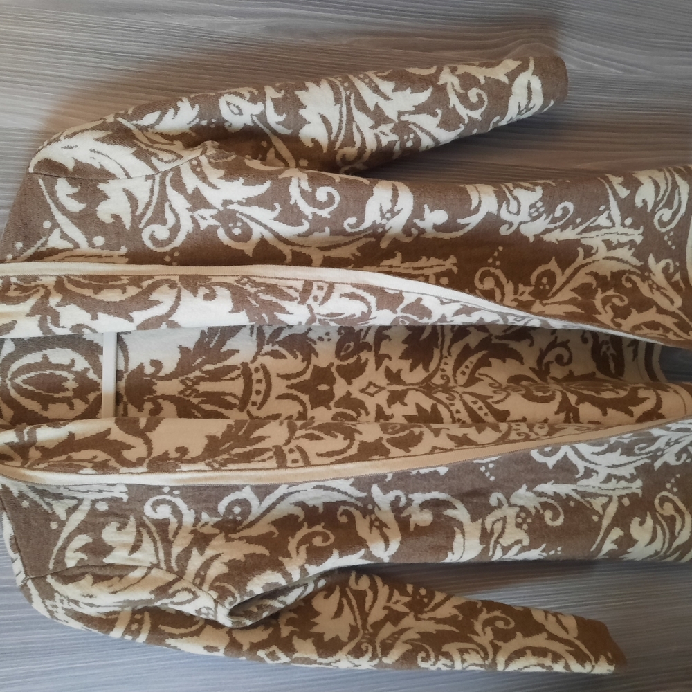 Elegant Patterned Jacket